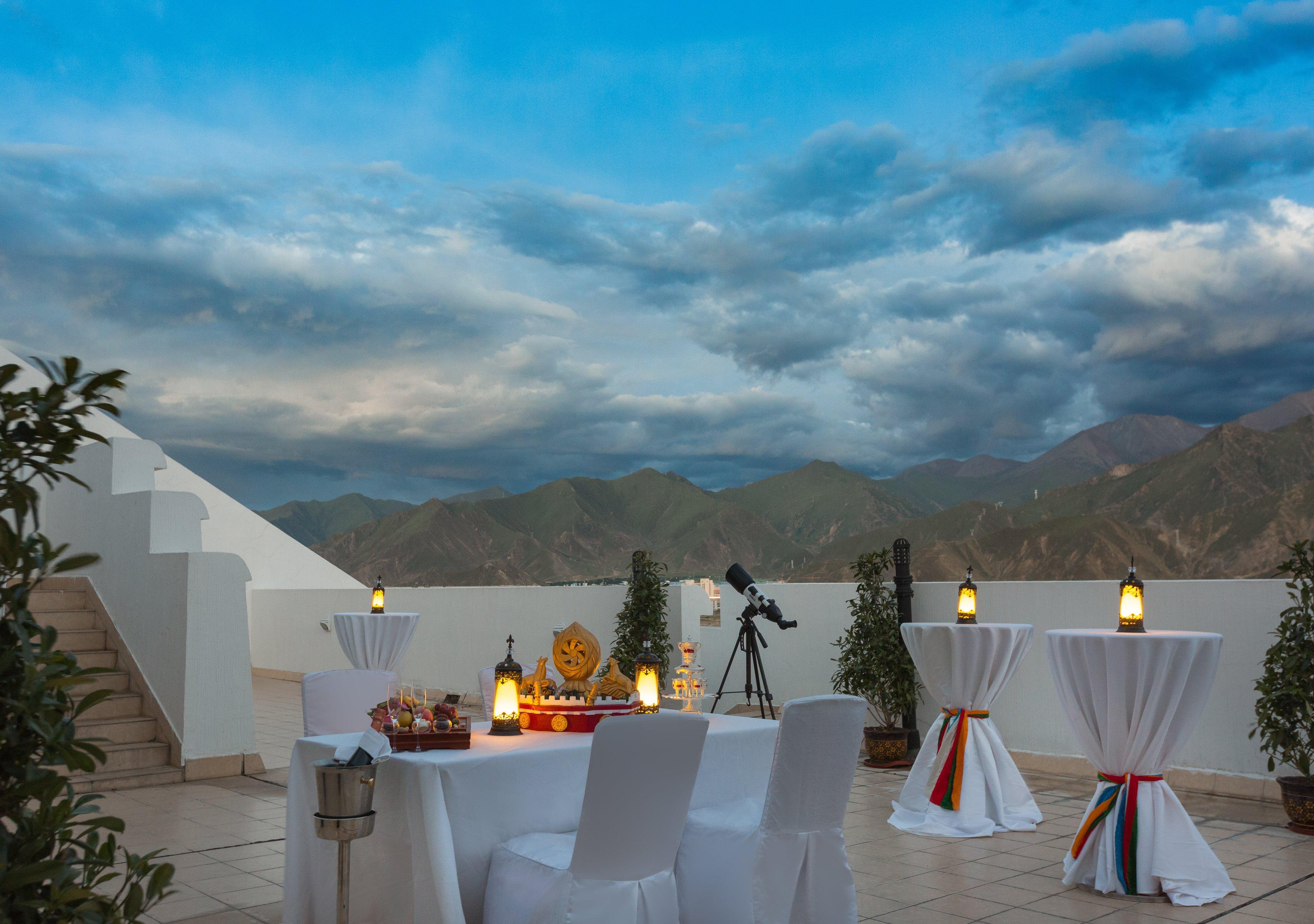 Intercontinental Lhasa Paradise By Ihg Екстериор снимка